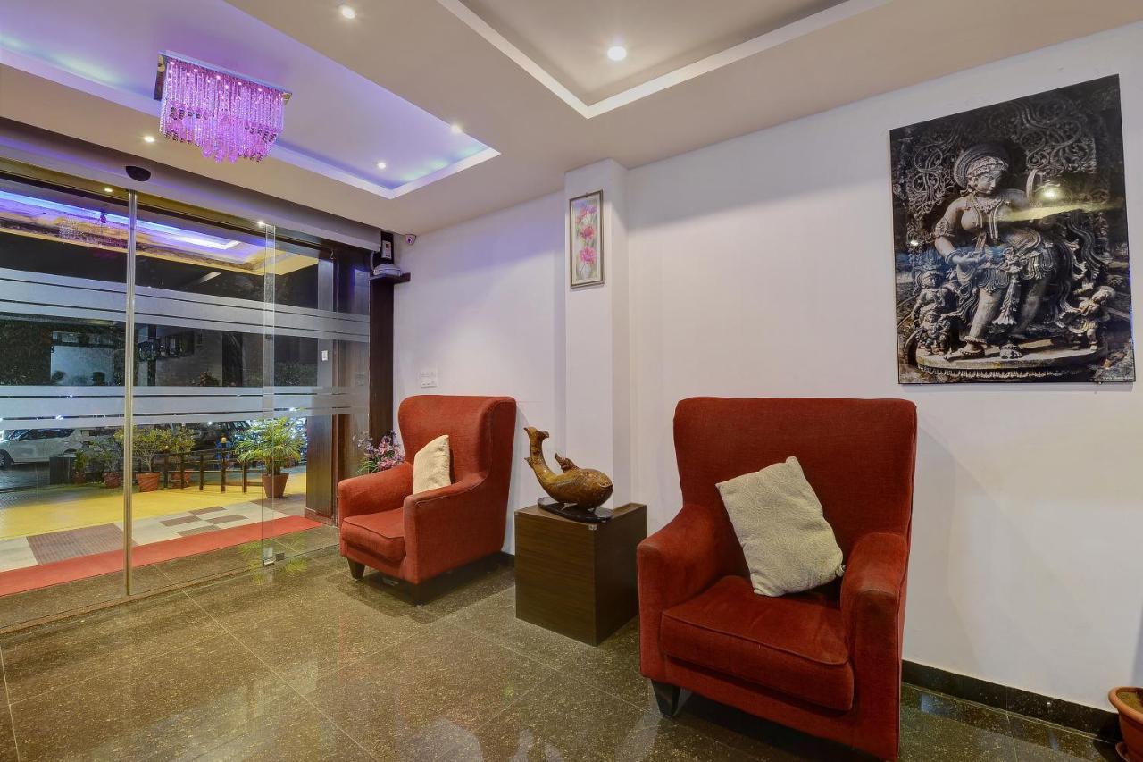 Capital O Hotel Samanvi International Belur  Buitenkant foto
